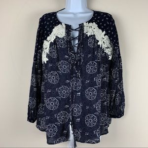 Loft black and white peasant blouse. Size XS